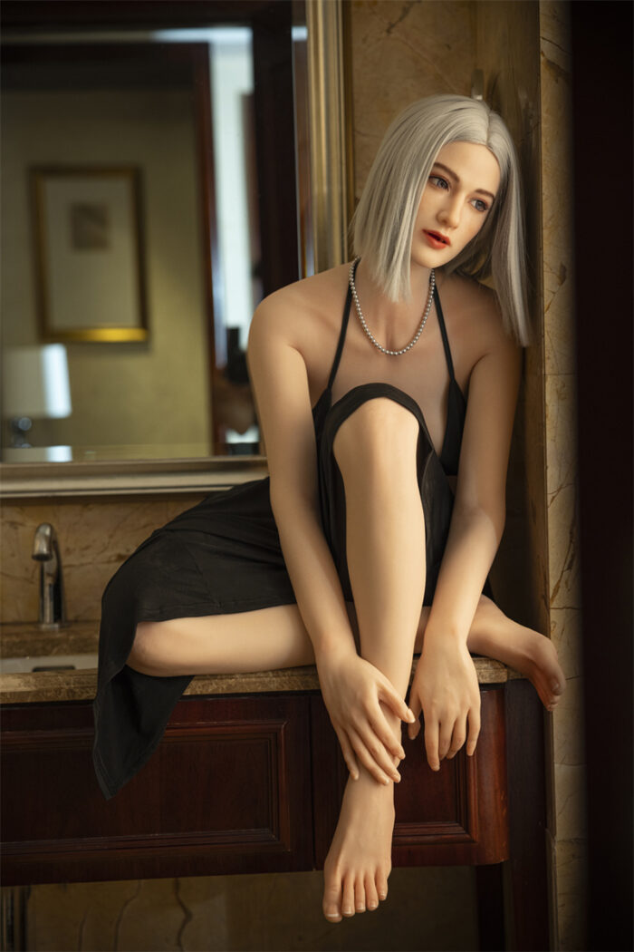 176cm5ft9 c cup sex doll gigi silicone ros head 17